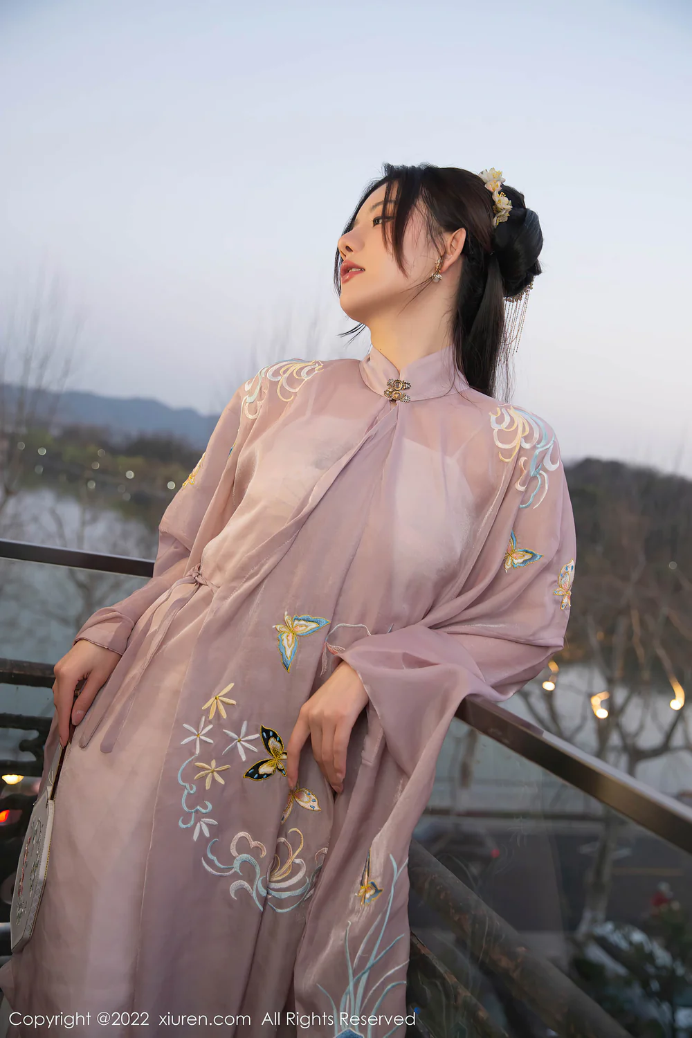 XIUREN秀人网 2022.04.29 NO.4945 [70P-654MB]