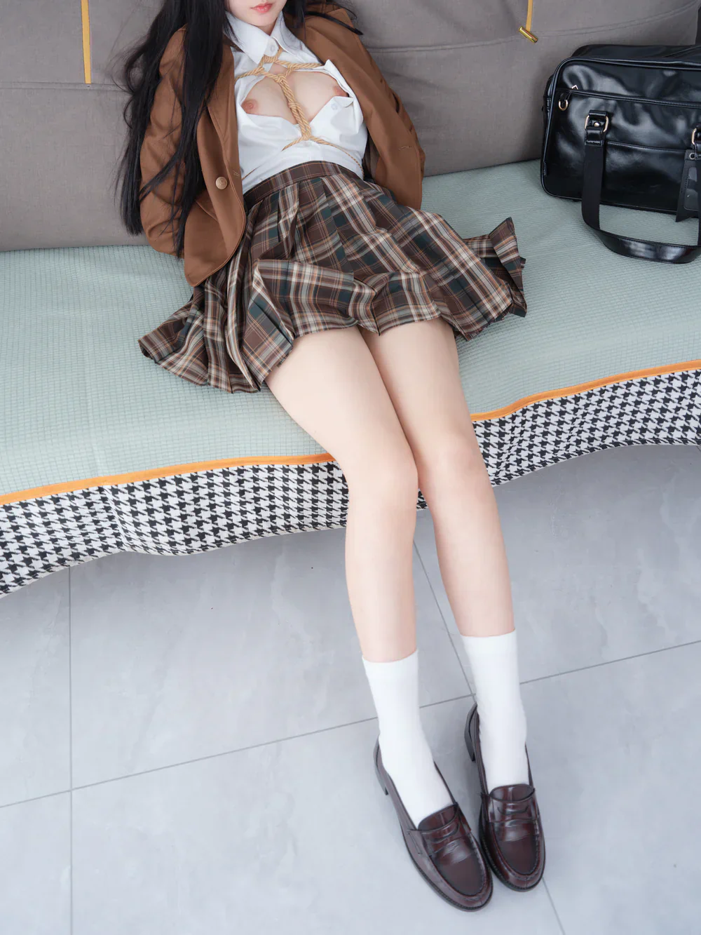 紧急企划 NO.055 定制 小恩 捆绑 [110P1V-7.67G]