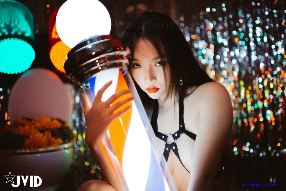 『JVID月刊写真』上空露點  Jenny Suen-深夜理髮廳的極樂摩擦