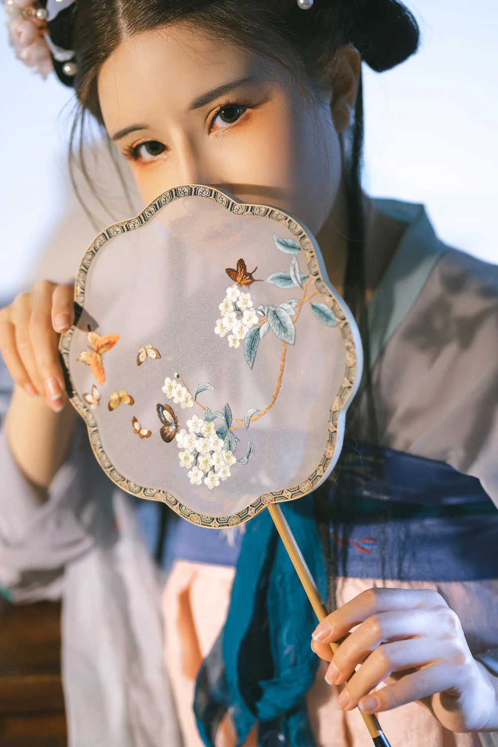 鹿八岁baby – NO.032 X铁手叫兽 汉服 [58P1V-2.93GB]