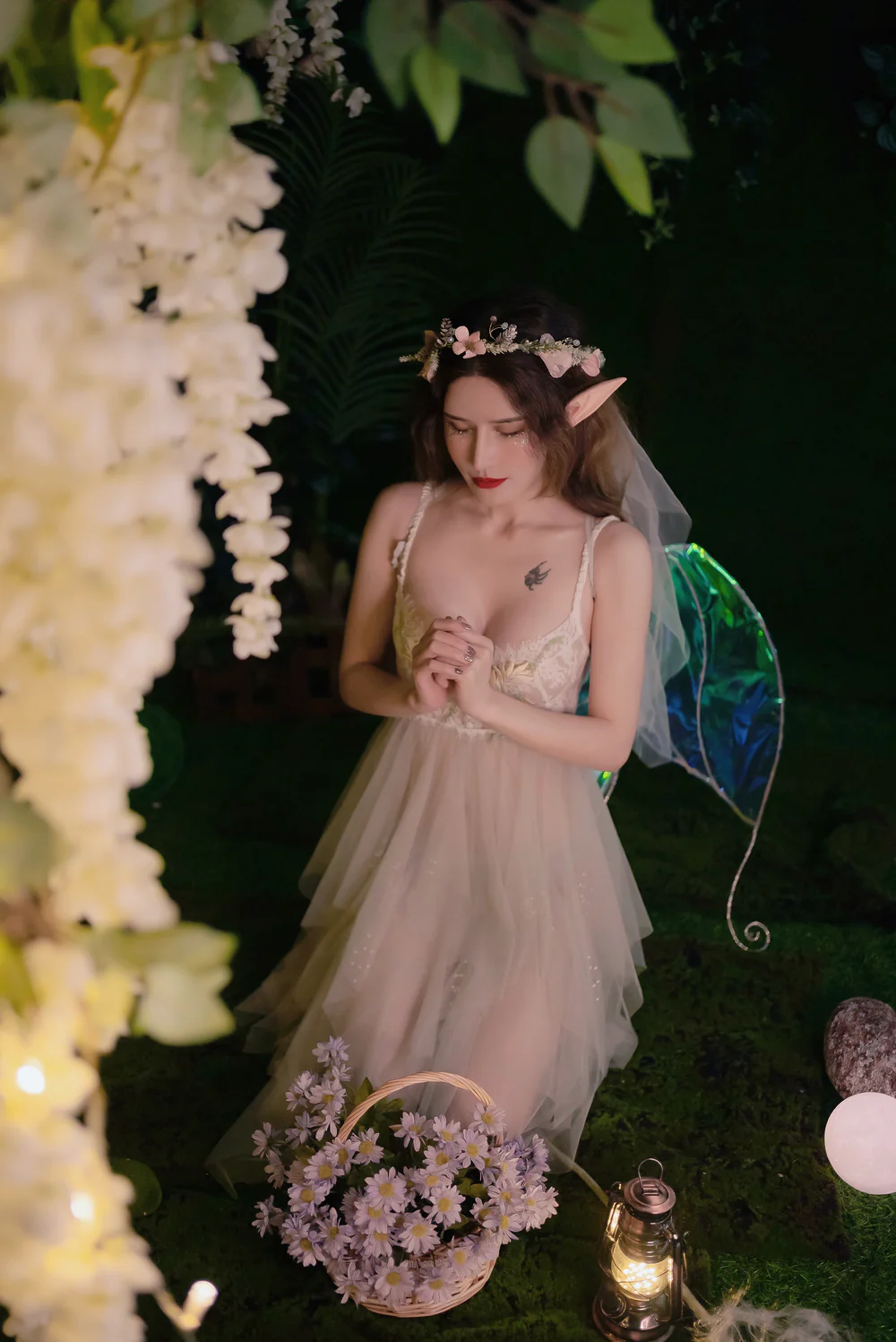 鹿八岁baby – NO.096 精灵隐藏[16P-1V-741.7M]
