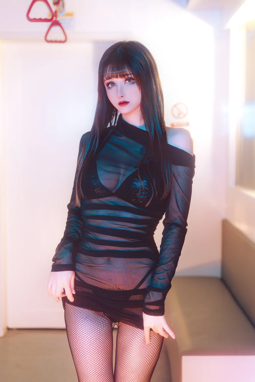鹿八岁baby – NO.082 地铁の调教[94P-2V-2.65G]